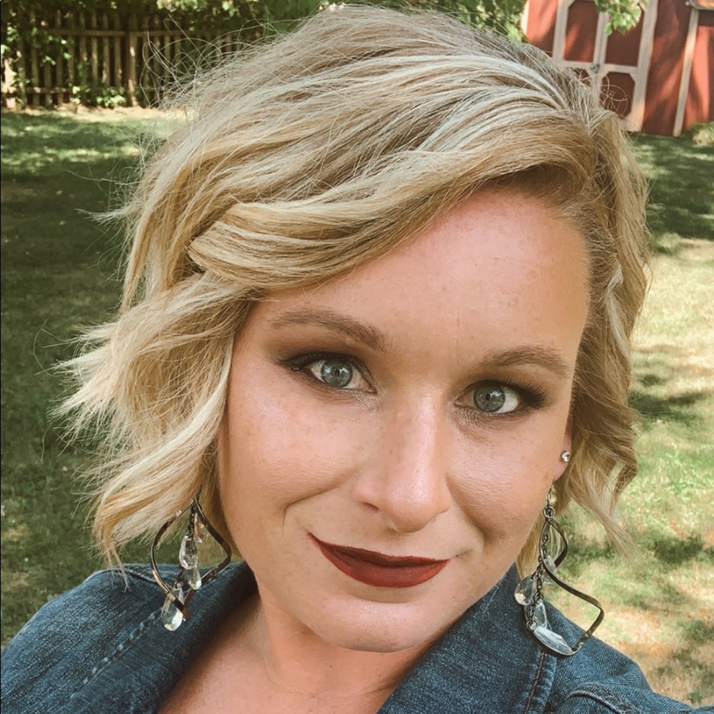 Meet your Posher, Brandee